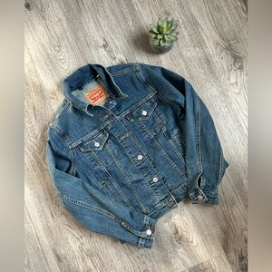Levi's Trucker Denim Jacket Medium